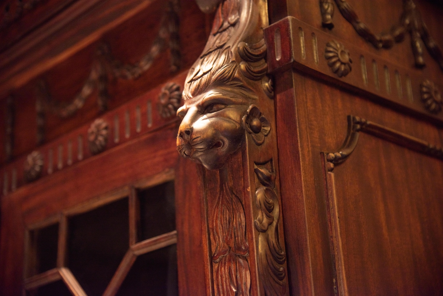 Four Lions Bookcase (i) detail