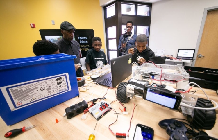 Teens hang out at the Kansas City Digital Media Lab at Southeast Branch.